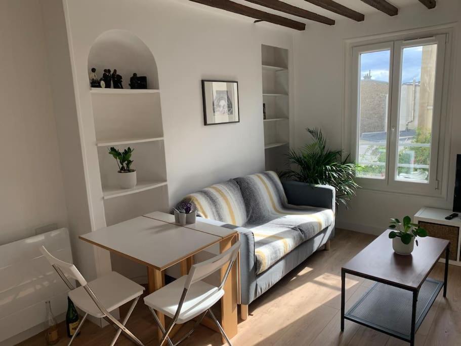 Appartement Lumineux, Refait A Neuf, Metro Jourdain Parijs